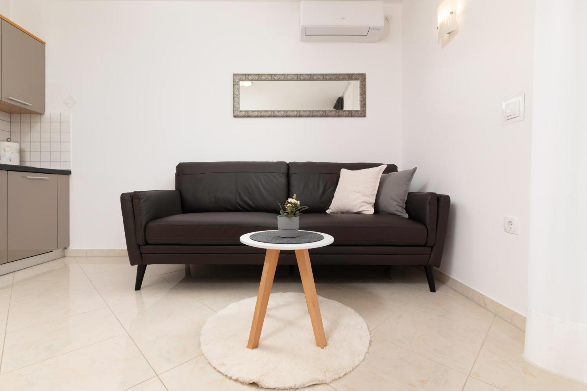 מאלינסקה Apartments Kvarner 2 מראה חיצוני תמונה