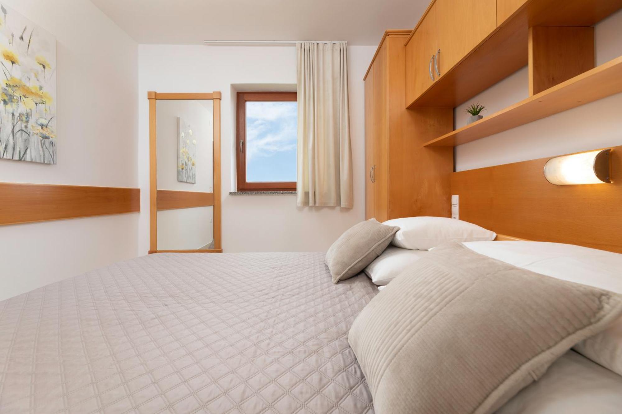 מאלינסקה Apartments Kvarner 2 מראה חיצוני תמונה
