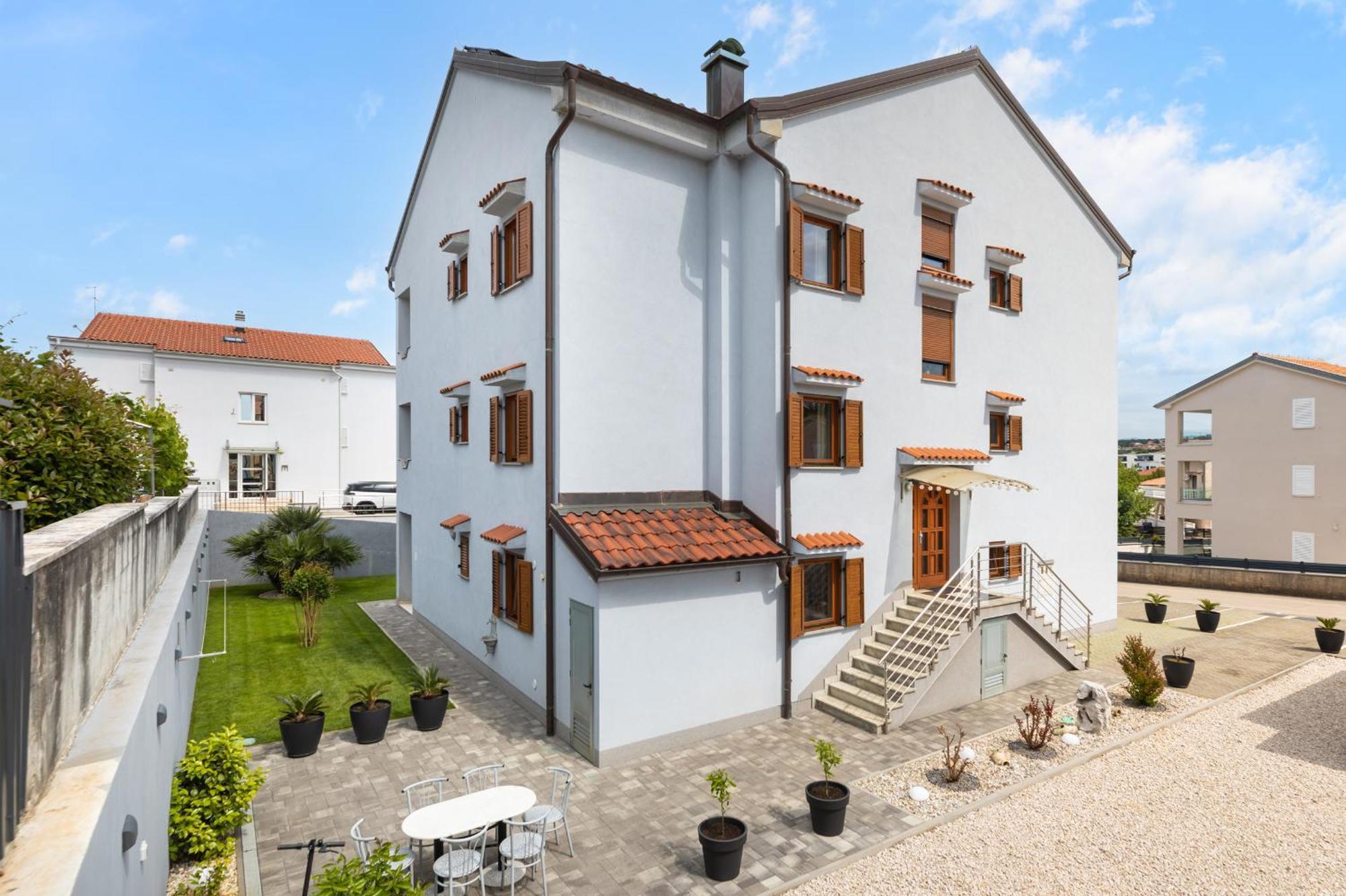 מאלינסקה Apartments Kvarner 2 מראה חיצוני תמונה