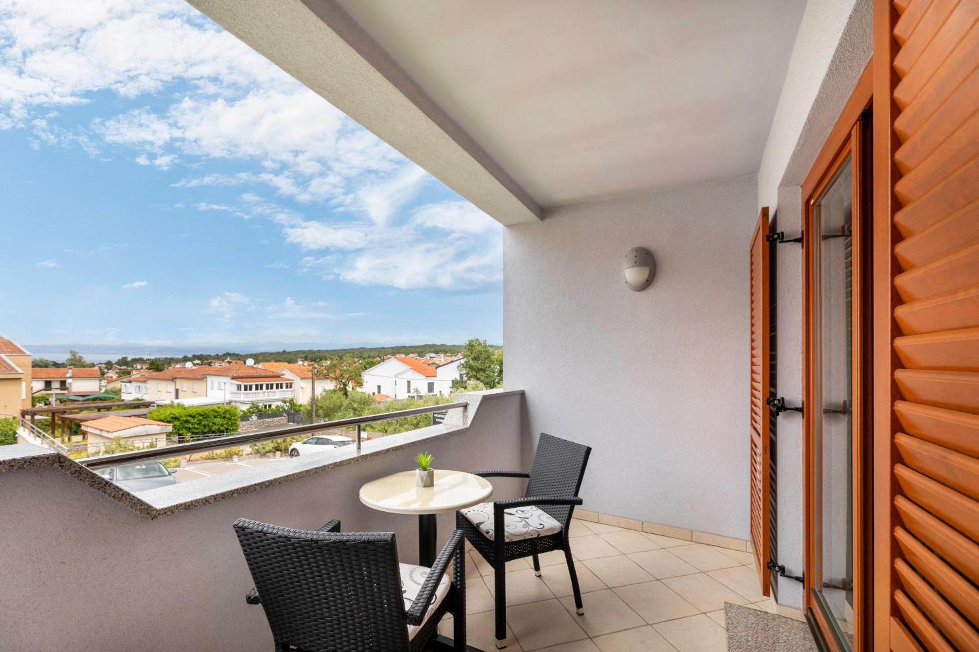 מאלינסקה Apartments Kvarner 2 מראה חיצוני תמונה