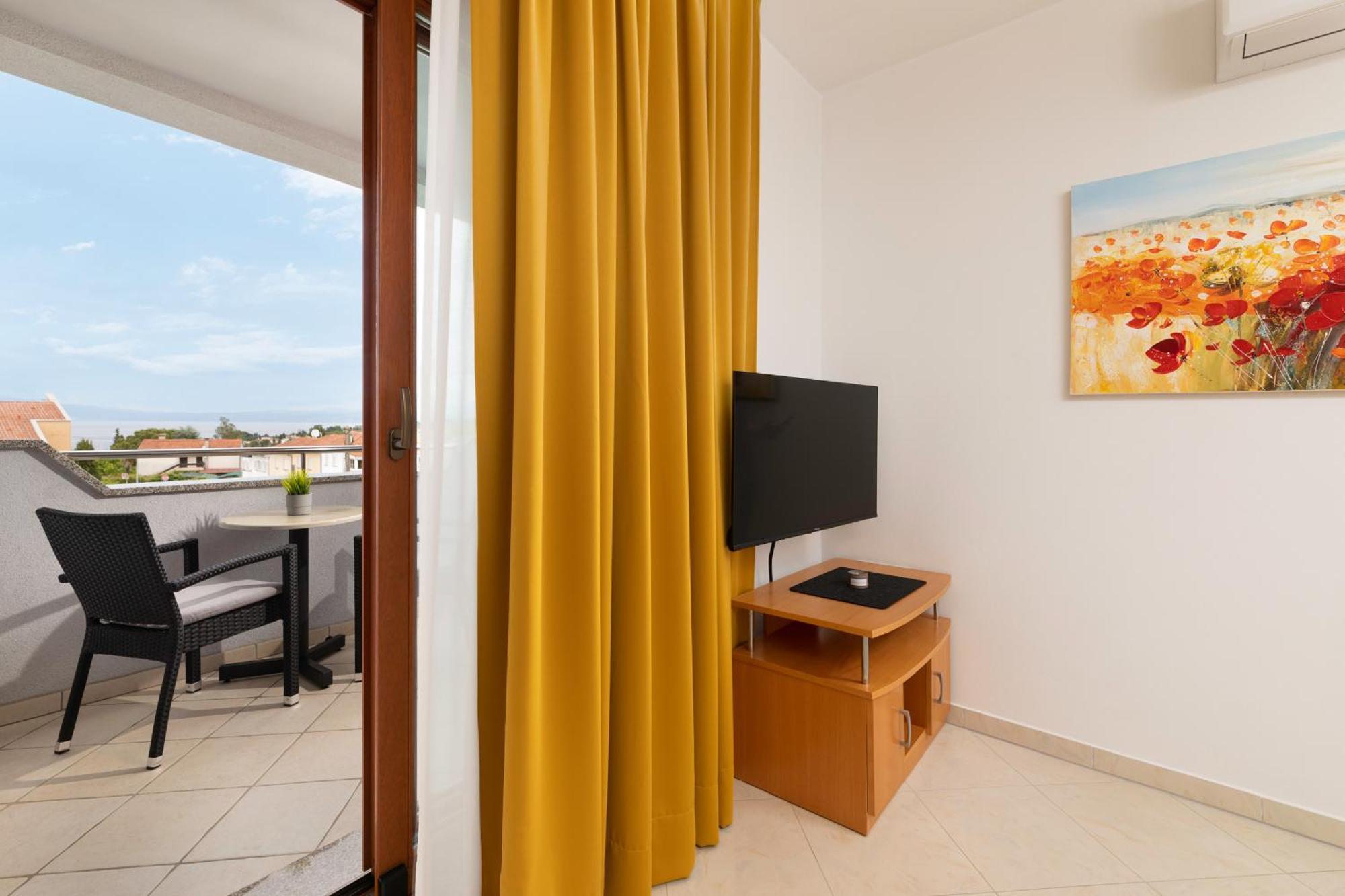 מאלינסקה Apartments Kvarner 2 מראה חיצוני תמונה