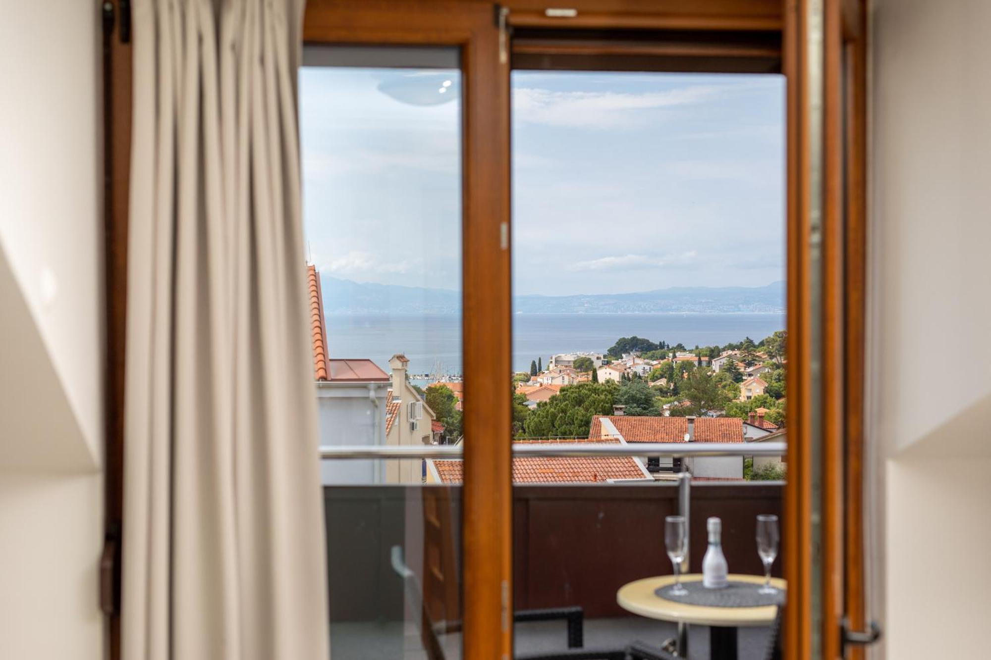 מאלינסקה Apartments Kvarner 2 מראה חיצוני תמונה