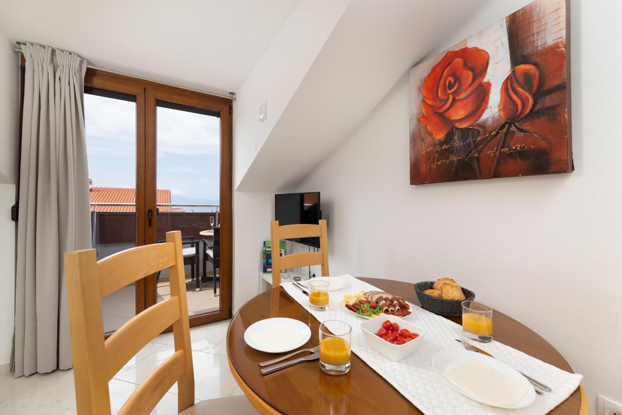 מאלינסקה Apartments Kvarner 2 מראה חיצוני תמונה